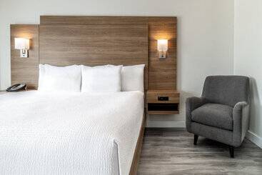 Atrium Hotel Vancouver