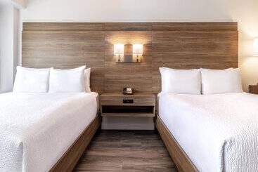 Atrium Hotel Vancouver