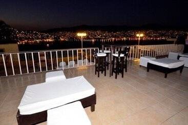 هتل Alba Suites Acapulco