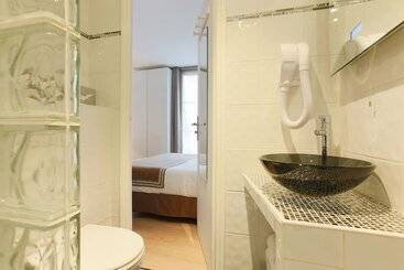 هتل Atelier Vavin