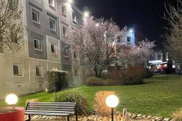 B&b Hotel Orly Rungis Aéroport 3 étoiles