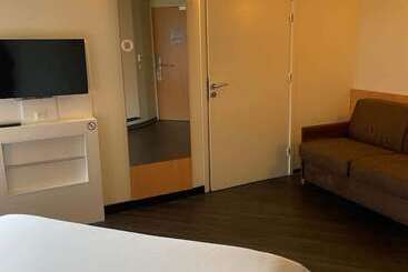 B&b Hotel Orly Rungis Aéroport 3 étoiles
