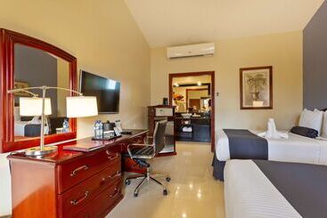 هتل Best Western Plus Belize Biltmore Plaza