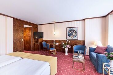 Best Western Premier Grand Hotel Russischer Hof