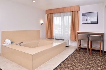 Best Western Airport Plaza Inn Hotel   Los Angeles Lax