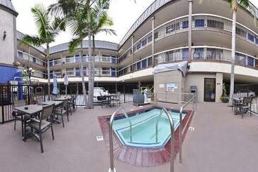 Best Western Airport Plaza Inn Hotel   Los Angeles Lax