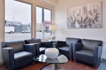 Best Western Airport Plaza Inn Hotel   Los Angeles Lax