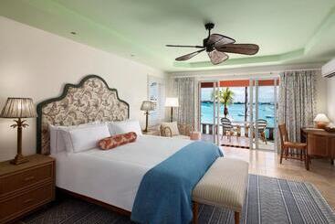 هتل Cambridge Beaches Resort And Spa