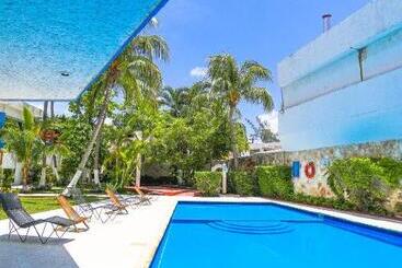 هتل Caribe Internacional Cancun