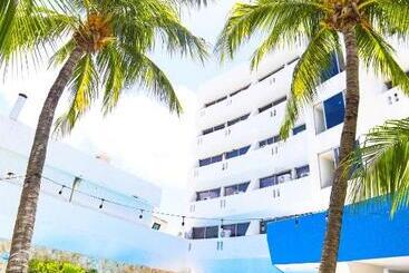 هتل Caribe Internacional Cancun