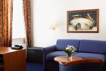 City Hotel Nebo