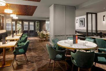 هتل Crowne Plaza Leeds, An Ihg