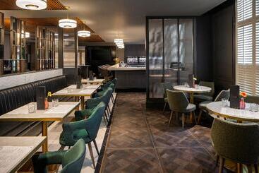 Отель Crowne Plaza Leeds, An Ihg