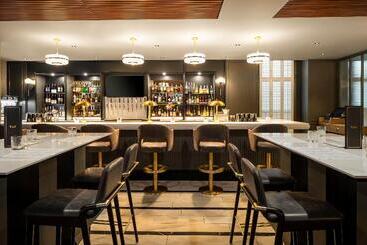 هتل Crowne Plaza Leeds, An Ihg