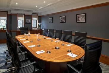 Отель Crowne Plaza Leeds, An Ihg