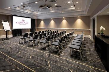 هتل Crowne Plaza Leeds, An Ihg