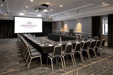 Отель Crowne Plaza Leeds, An Ihg