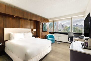 Doubletree By Hilton San Juan - San Juan Bautista