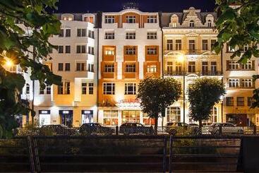 هتل Dvorak Spa & Wellness
