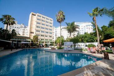 هتل El Oumnia Puerto & Spa