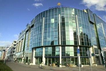 هتل Golden Tulip Leiden Centre