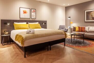 هتل Golden Tulip Leiden Centre