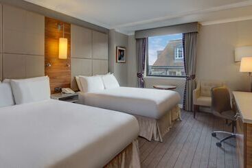 هتل Hilton Cambridge City Centre