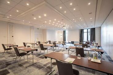 هتل Holiday Inn Hasselt, An Ihg