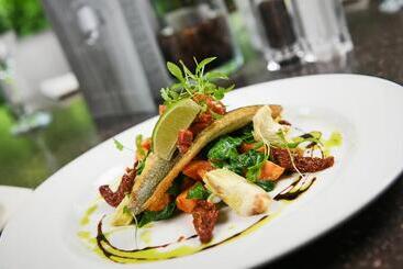 هتل Holiday Inn Telford Ironbridge, An Ihg