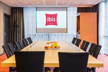 هتل Ibis Schiphol Amsterdam Airport