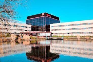 هتل Ibis Schiphol Amsterdam Airport