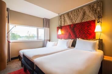هتل Ibis Schiphol Amsterdam Airport