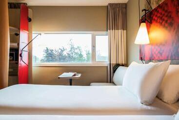 هتل Ibis Schiphol Amsterdam Airport