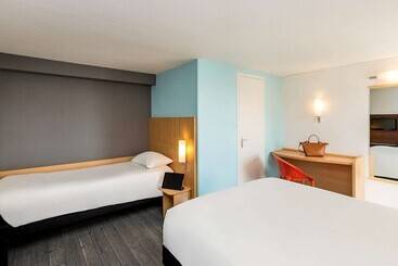 هتل Ibis Roscoff