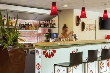 هتل Ibis Velizy Jouy En Josas