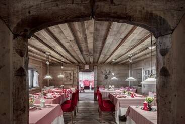 La Perla: The Leading Hotels Of The World