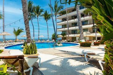 هتل Las Palmas By The Sea All Inclusive