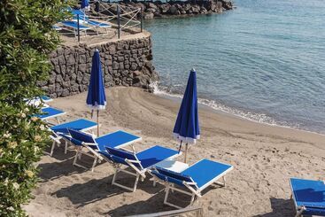 هتل Punta Molino Beach Resort And Thermal Spa