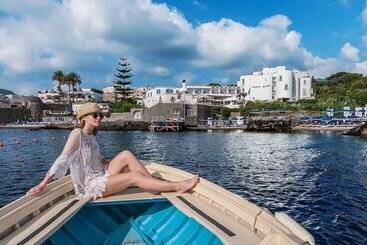 هتل Punta Molino Beach Resort And Thermal Spa