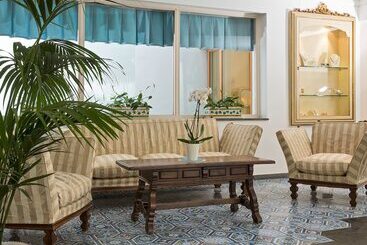 هتل Punta Molino Beach Resort And Thermal Spa