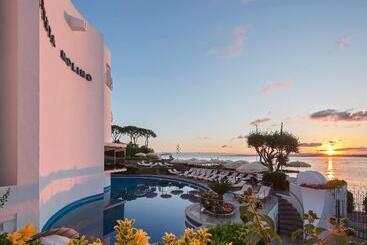 هتل Punta Molino Beach Resort And Thermal Spa