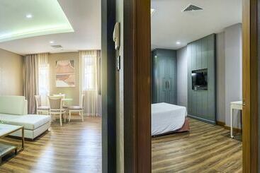 Royal Rattanakosin Hotel Sha Plus - Bangkok