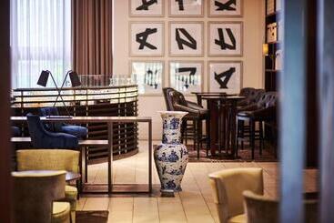 هتل Sheraton Heathrow