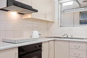 هتل Taft Apartments