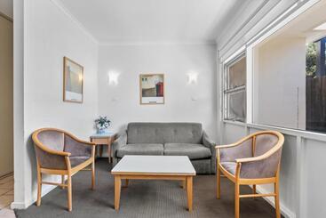 هتل Taft Apartments