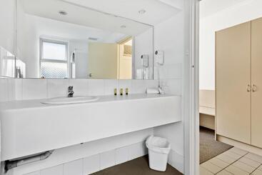هتل Taft Apartments