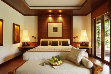 هتل Tanjong Jara Resort