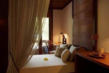 هتل Tanjong Jara Resort