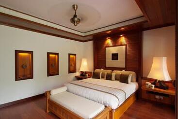 هتل Tanjong Jara Resort