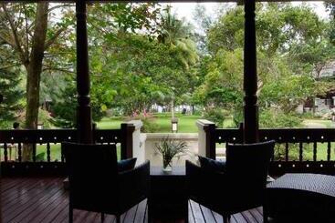 هتل Tanjong Jara Resort